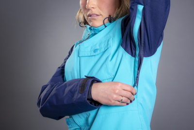 Горнолыжная куртка женская ARMADA Helena Insulated Jacket Peacock