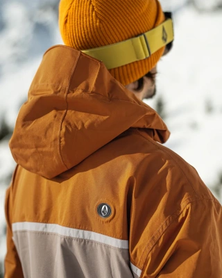 Картинка Сноубордическая куртка VOLCOM  NIGHTBREAKER 20K JKT CHESTNUT BROWN от магазина Адреналин Сноубордическая куртка VOLCOM  NIGHTBREAKER 20K JKT CHESTNUT BROWN от магазина Адреналин